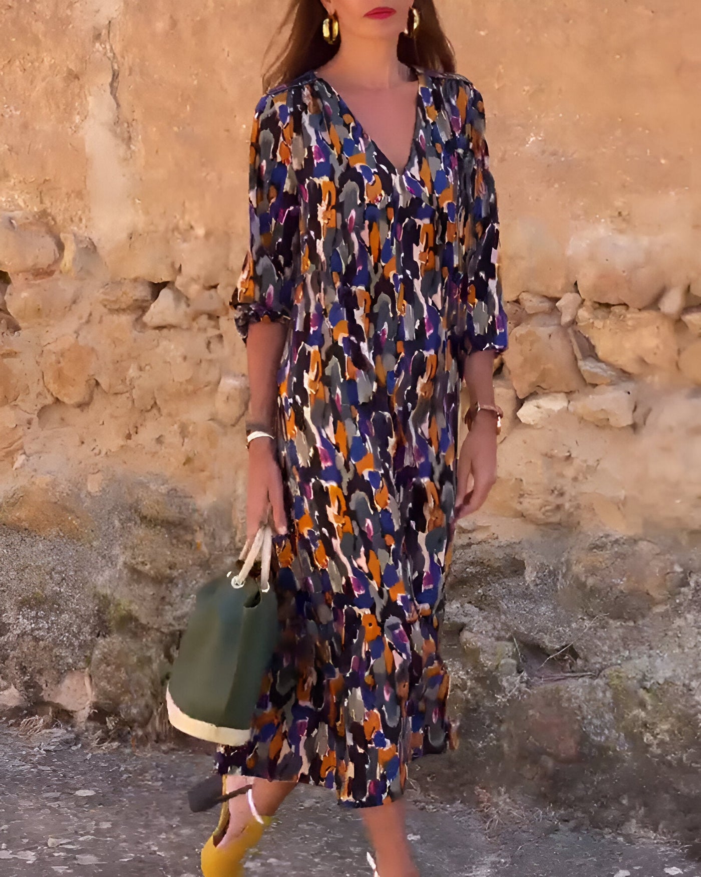 Damen-Sommerkleid mit V-Ausschnitt und Abstraktem Muster