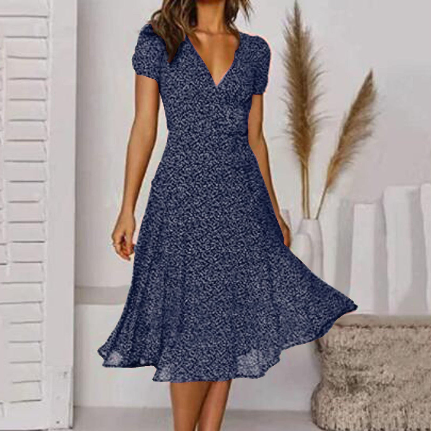 Kleid mit V-Ausschnitt für Damen