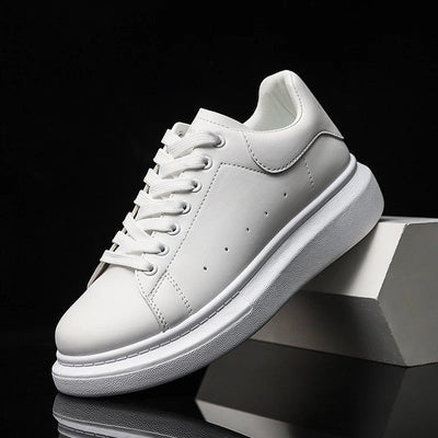 Weiße Turnschuhe für Herren
