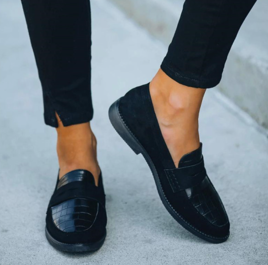 Damen Sommer Loafer in Schwarz mit Schlupfdesign