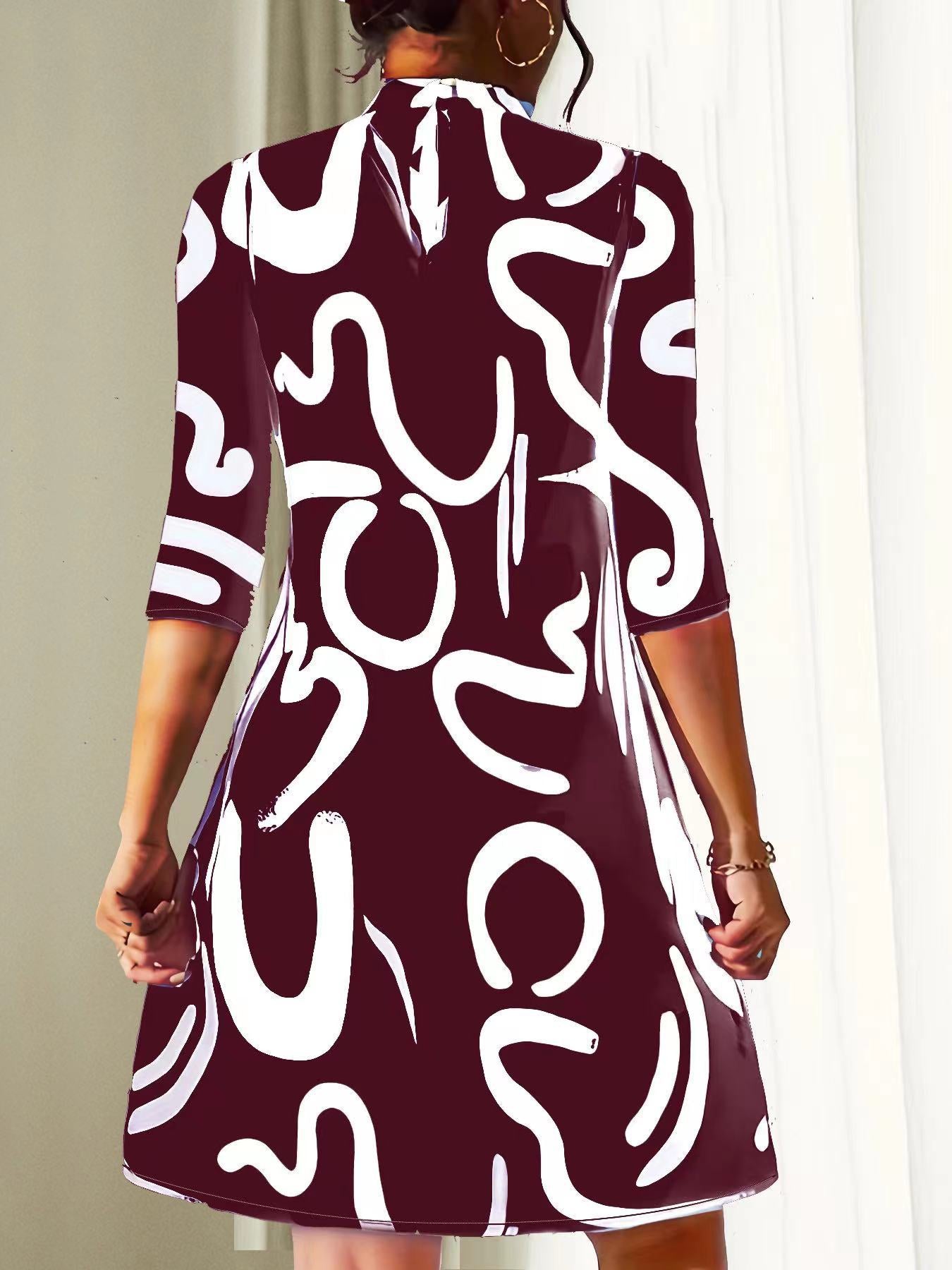 Damen Mini Kleid für den Sommer mit abstraktem Muster