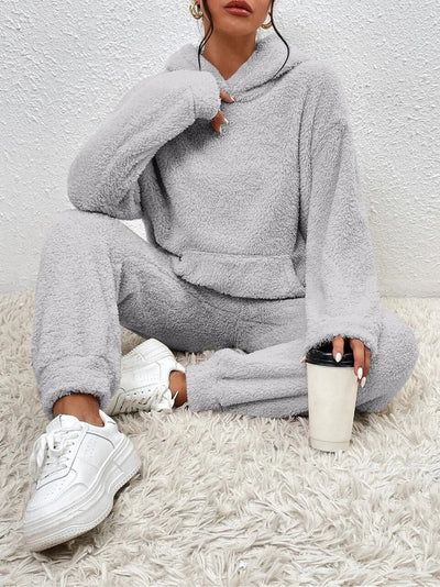 Damen-Hoodie und Jogginghose im Set