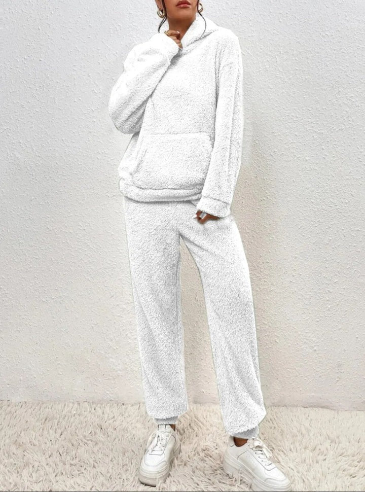Damen-Hoodie und Jogginghose im Set