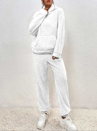 Damen-Hoodie und Jogginghose im Set