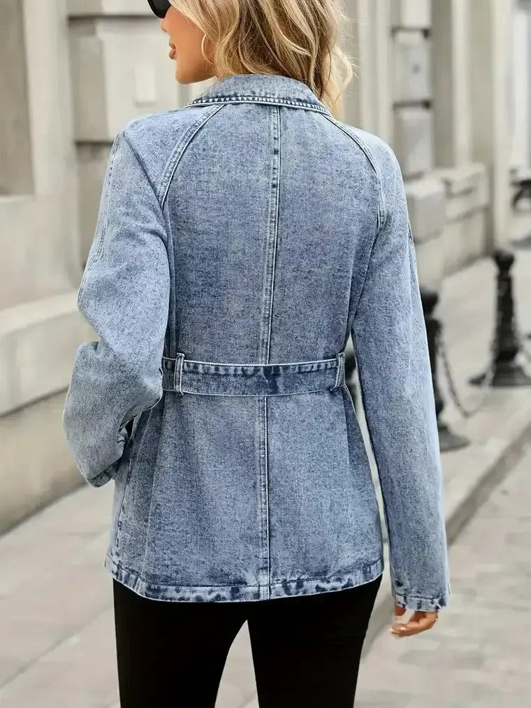 Damen-Jeansjacke mit doppelreihiger Knopfleiste