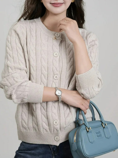 Damen-Strickjacke mit Knopfleiste und Zopfmuster
