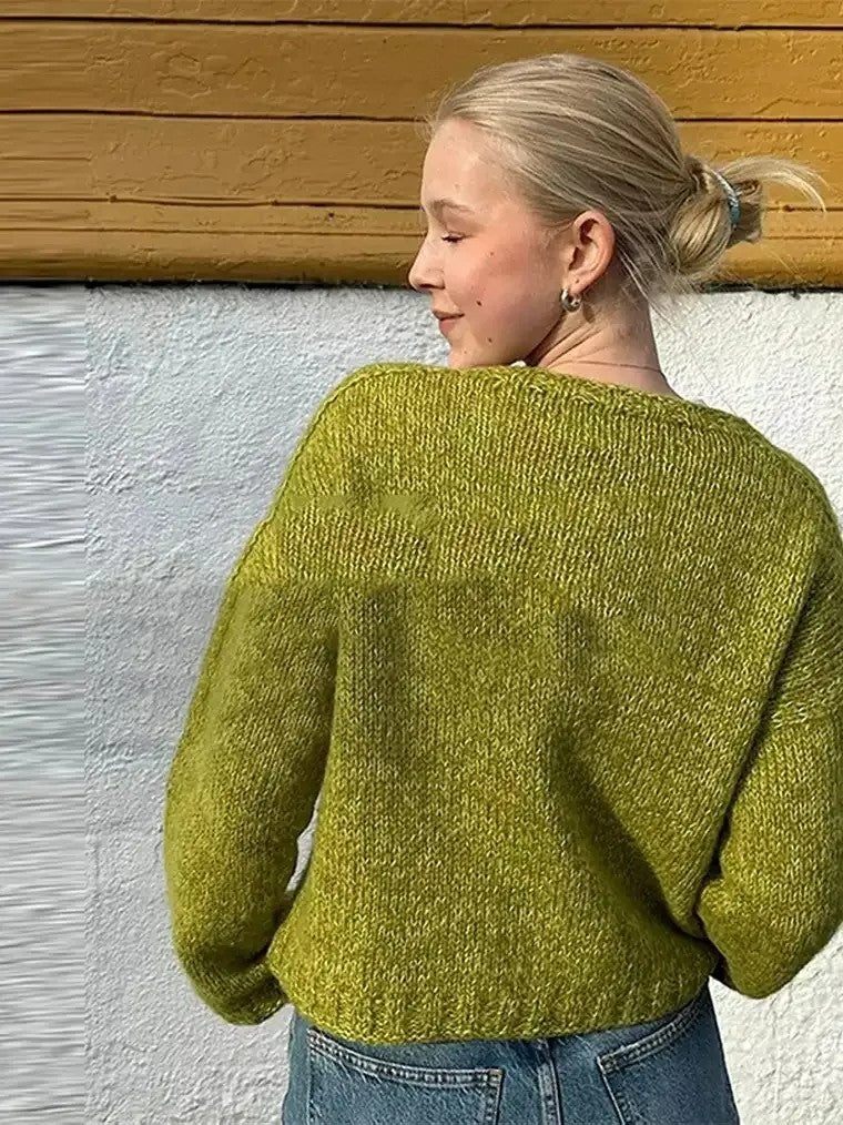 Damen- Strickjacke mit Hakenverschluss