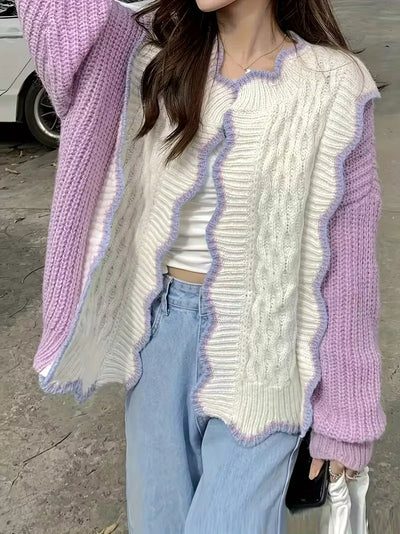 Damen Colourblock-Strickjacke mit Wellensaum und Zopfmuster-Detail