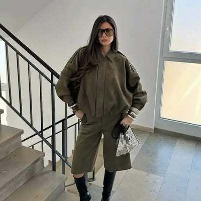 Damen-Cropped-Jacke und Shorts Set