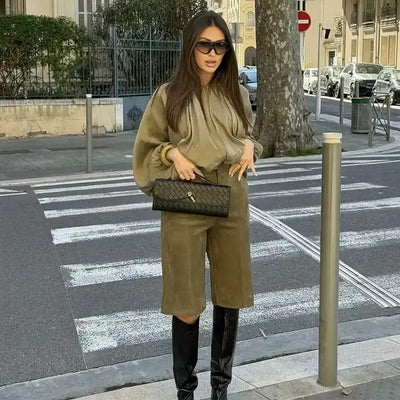 Damen-Cropped-Jacke und Shorts Set