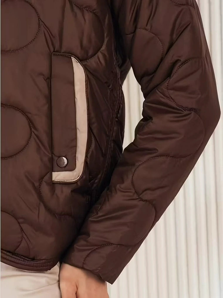 Damen Gesteppte Jacke mit Druckknopftaschen und Reißverschluss