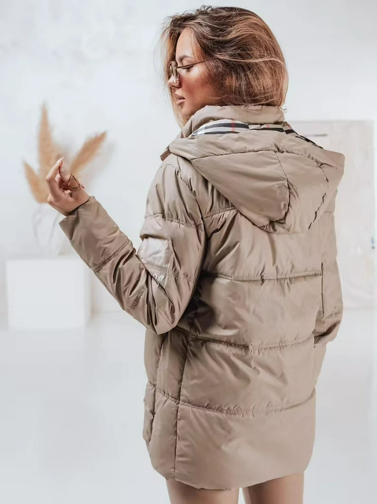 Damen Gesteppte Winterjacke mit Kapuze und Druckknopf