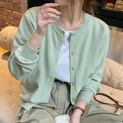 Damen Rundhalsausschnitt Strickjacke mit Knöpfen und Rippstrick