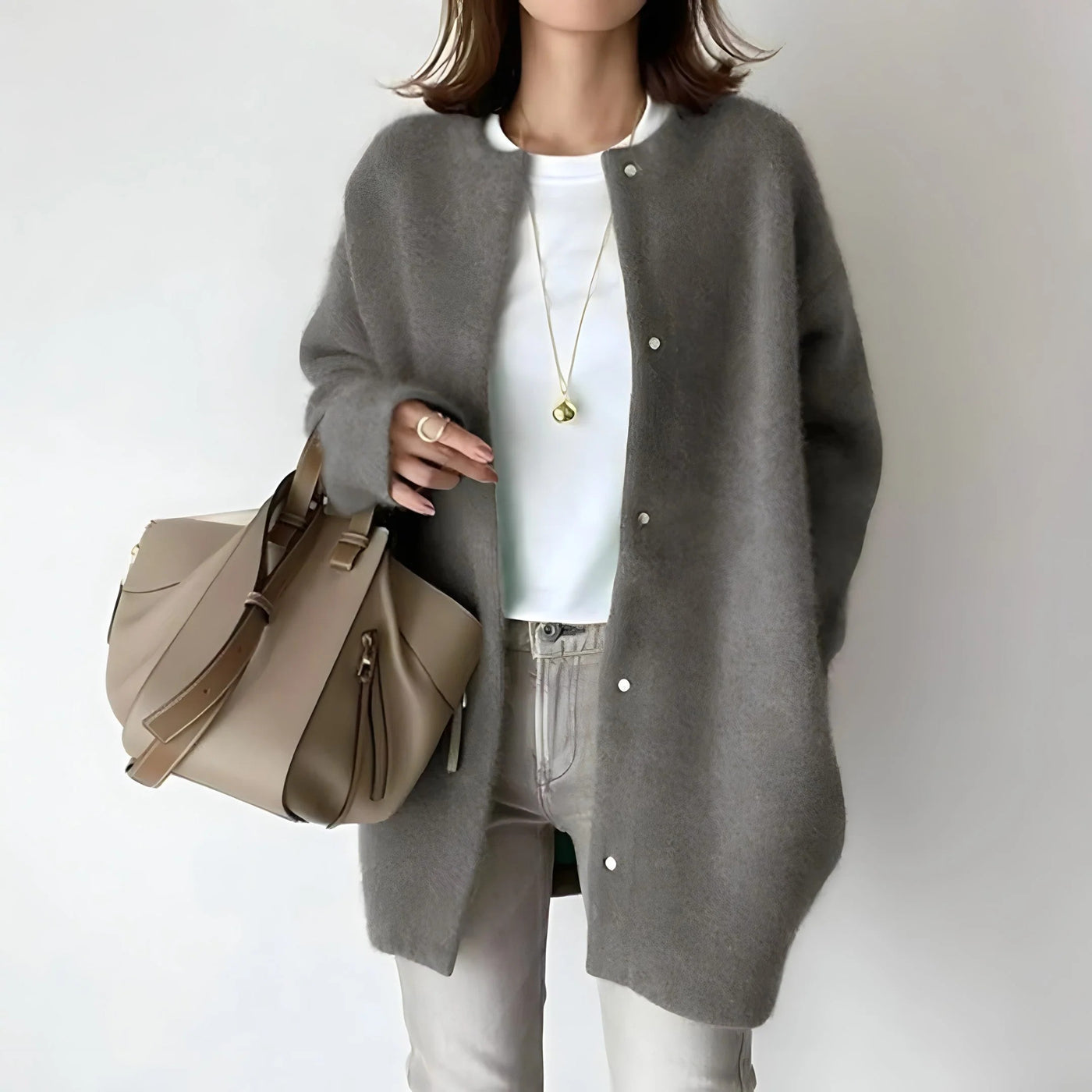 Damen Strickjacke in mittlerer Länge