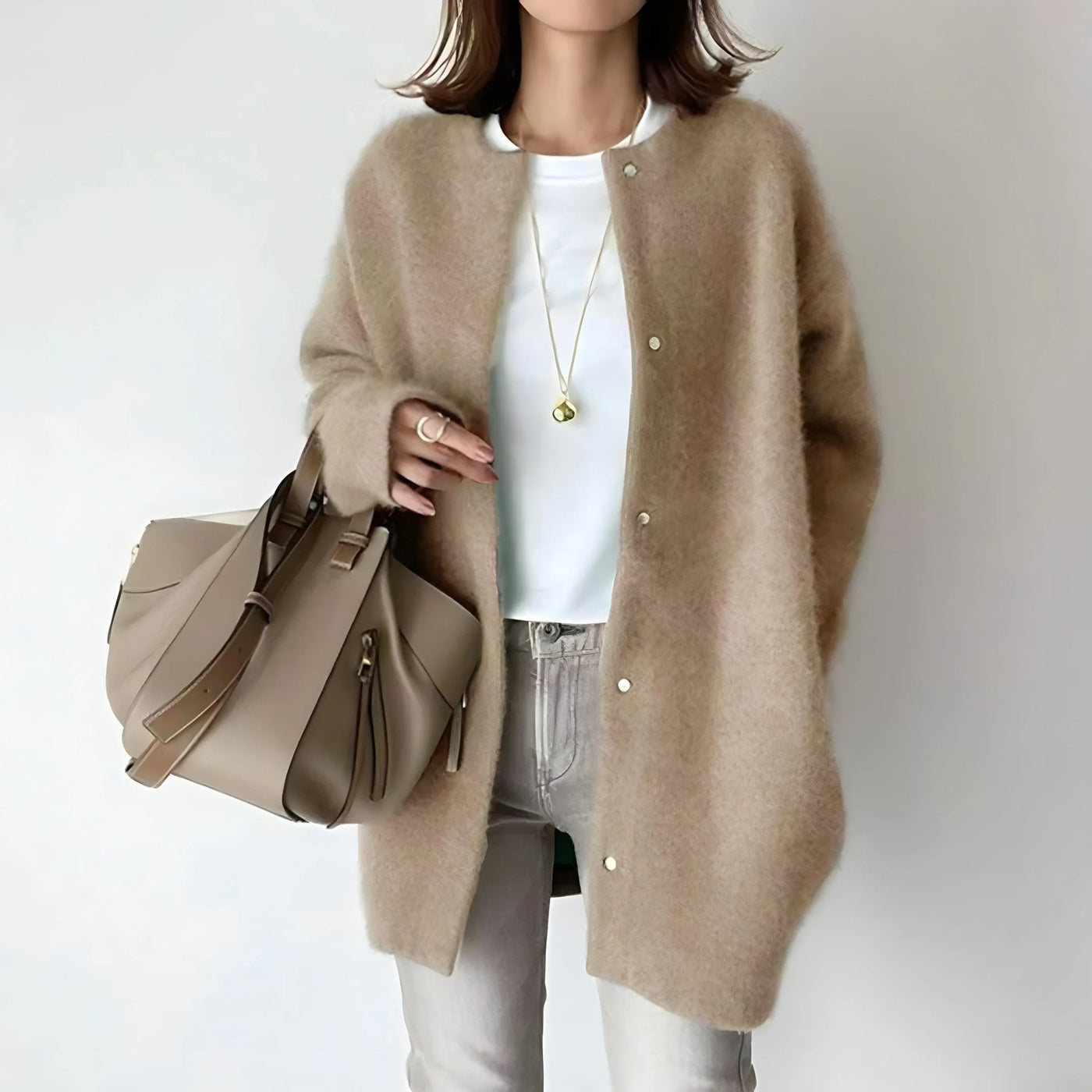 Damen Strickjacke in mittlerer Länge