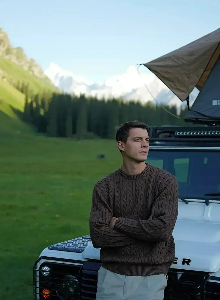 Herren-Langarmpullover mit Zopfmuster