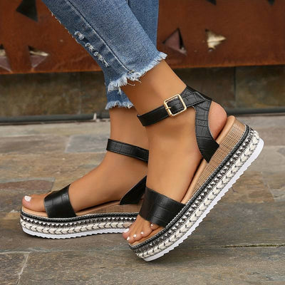 Plateausandalen mit Knöchelriemen für Damen