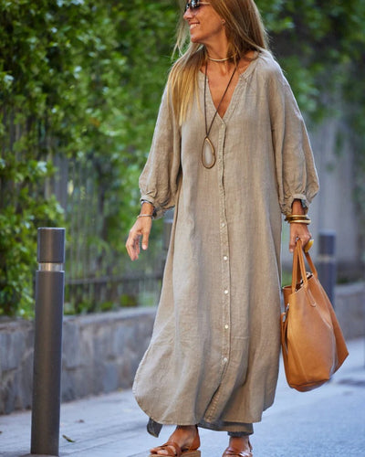 Langes Kleid mit Knöpfen für Damen