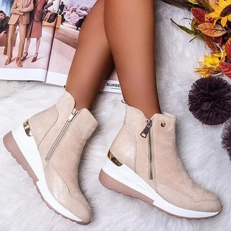 Damen Stiefeletten mit Keilsohle und Reißverschluss