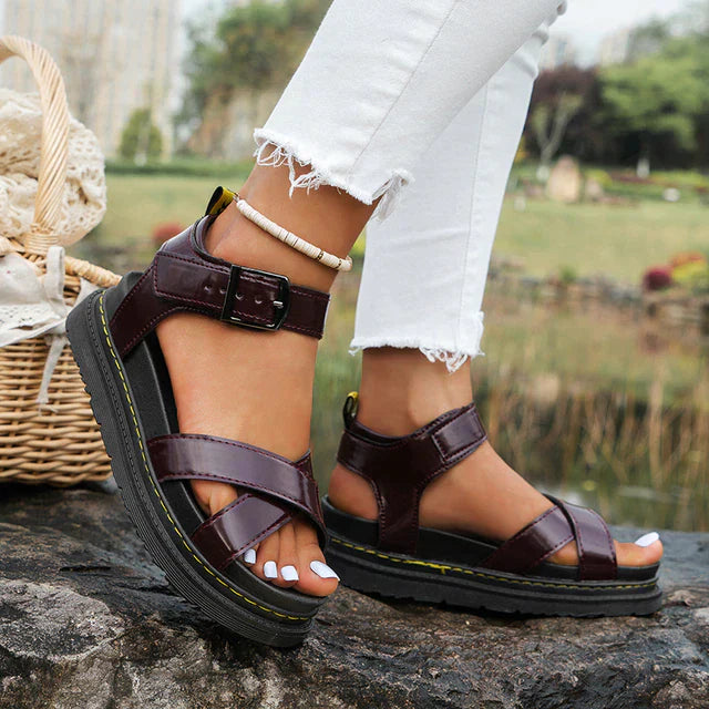 Ledersandalen mit Kreuzförmigem Riemen für Damen