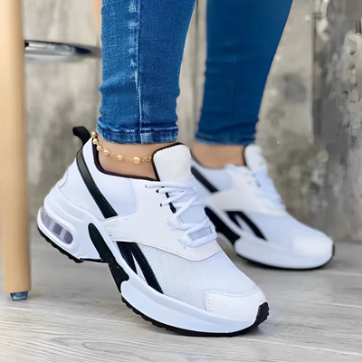Damen Sneaker mit klobiger weißer Sohle und Schnürung