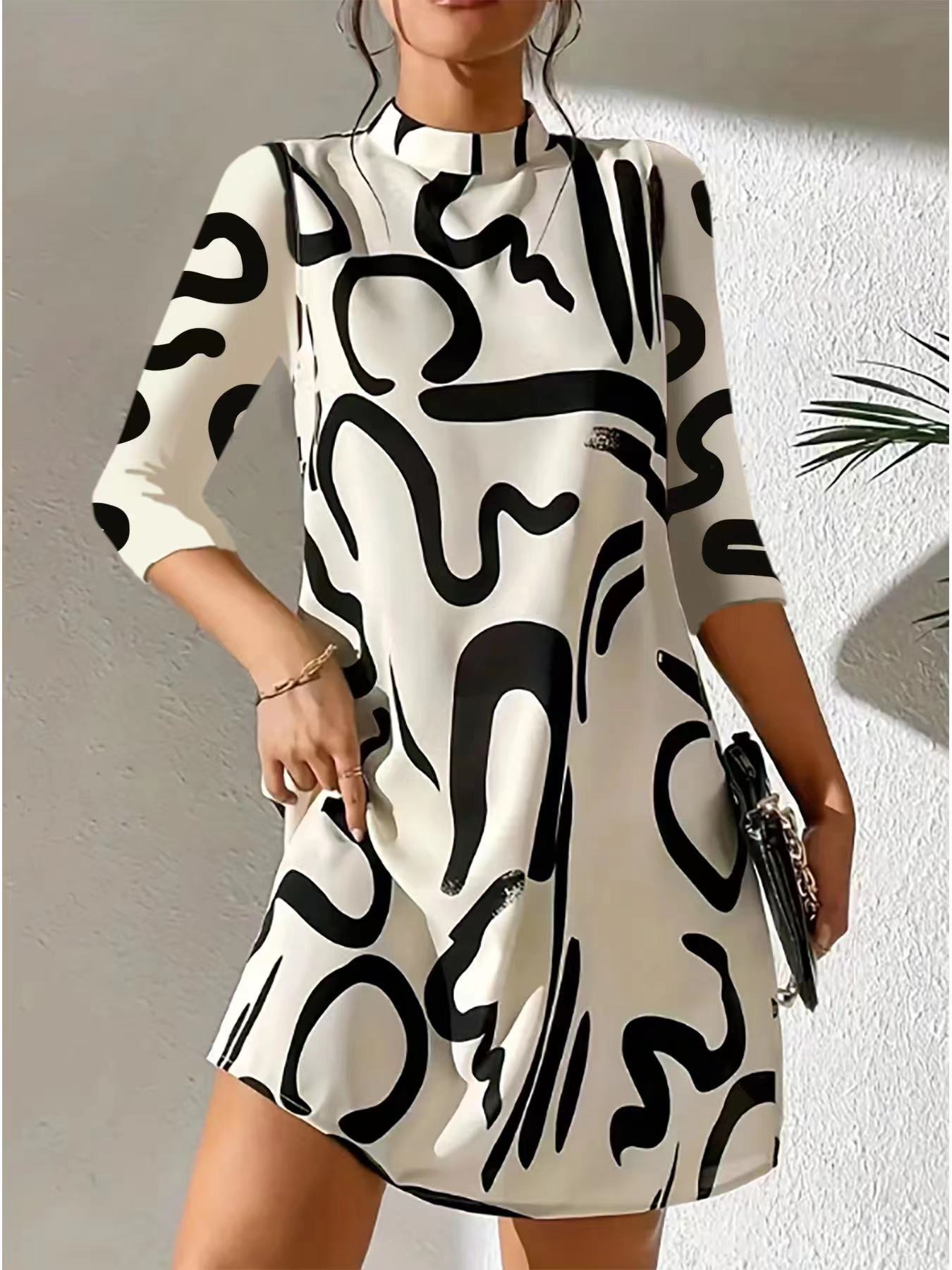 Damen Mini Kleid für den Sommer mit abstraktem Muster