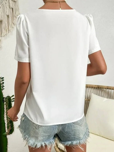 Damen Sommerbluse mit asymmetrischem V-Ausschnitt und kurzen Ärmeln