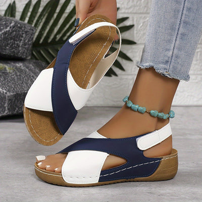 Damen Keilsandalen mit gekreuzten Riemen
