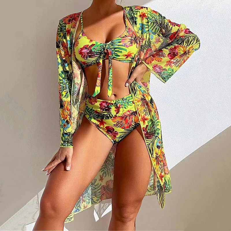 Dreiteiliges Bikini-Set für Damen