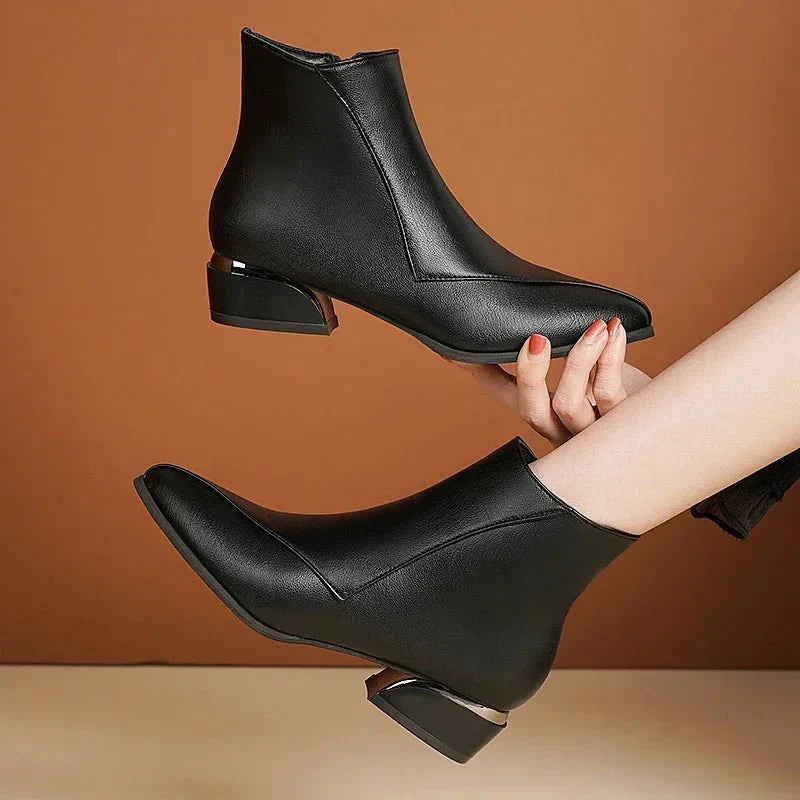 Stiefelette mit Blockabsatz für Damen